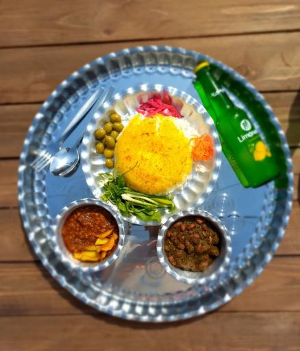 عکس کافه رستوران چینه گُل