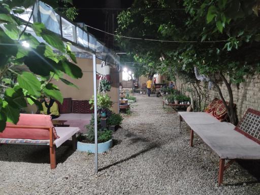 عکس کافه سنتی باغچه کاوه