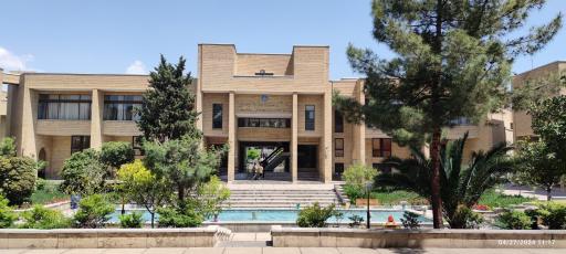 عکس دانشکده مدیریت دانشگاه تهران