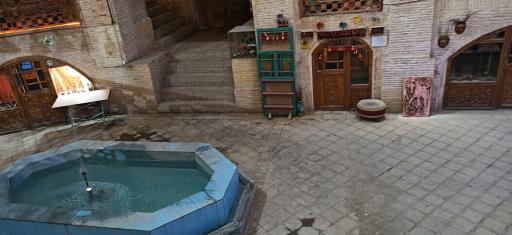 عکس رستوران و سفره خانه سنتی حجره