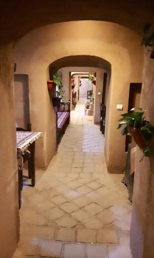 عکس رستوران و سفره خانه سنتی حجره