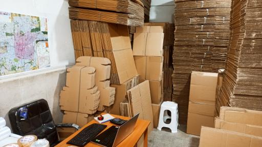 عکس فروشگاه کارتن اسباب کشی ایزی حمل