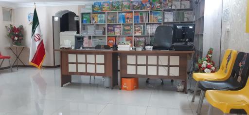 عکس آموزشگاه زبان ادبی ( زبانکده ادبی)