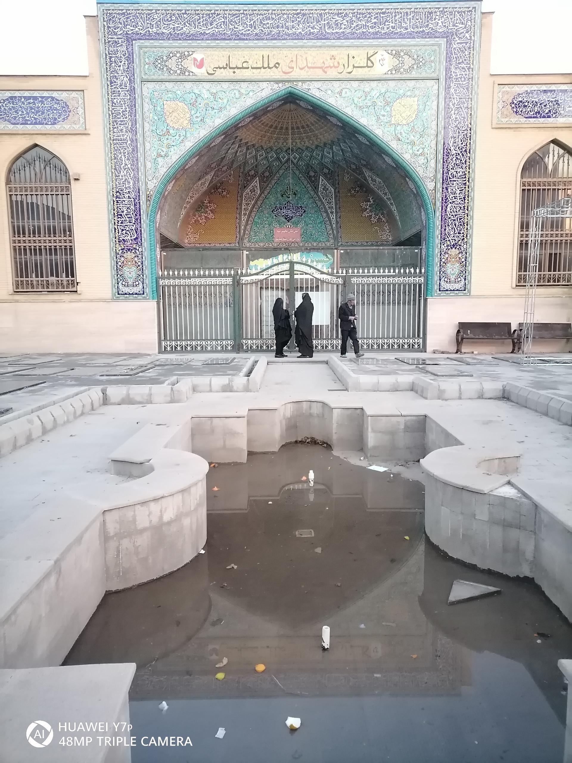 عکس گلزار شهدای ملک عباسی تبریز