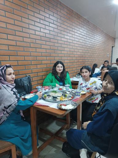 عکس رستوران ته دیگ 