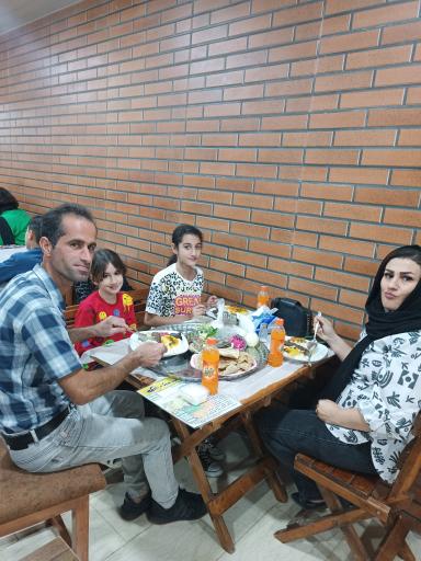 عکس رستوران ته دیگ 