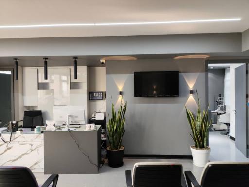 عکس کلینیک چشم نور امید