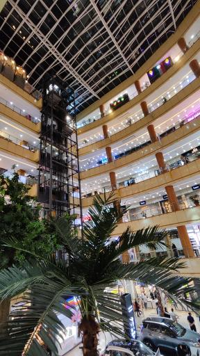 عکس مرکز خرید اطلس