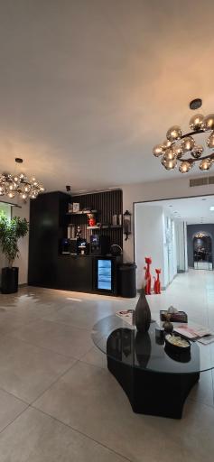 عکس مرکز زیبایی الانیرا