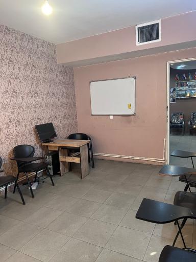 عکس آموزشگاه زبان سخن برتر