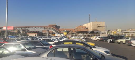 عکس پارکینگ روباز ترمینال جنوب