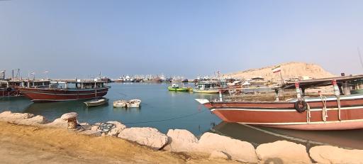 عکس اسکله صیادی و قایق و کشتی 