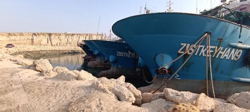 عکس اسکله صیادی و قایق و کشتی 