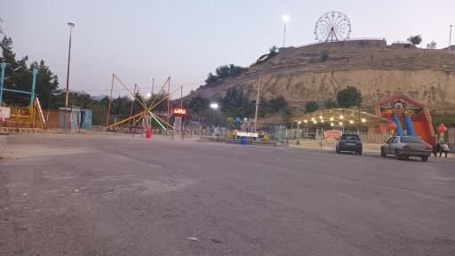 عکس پارک شهربازی دنیای شادی