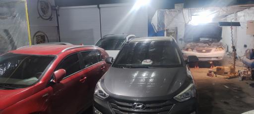 عکس کلینیک زیبایی خودرو ژ