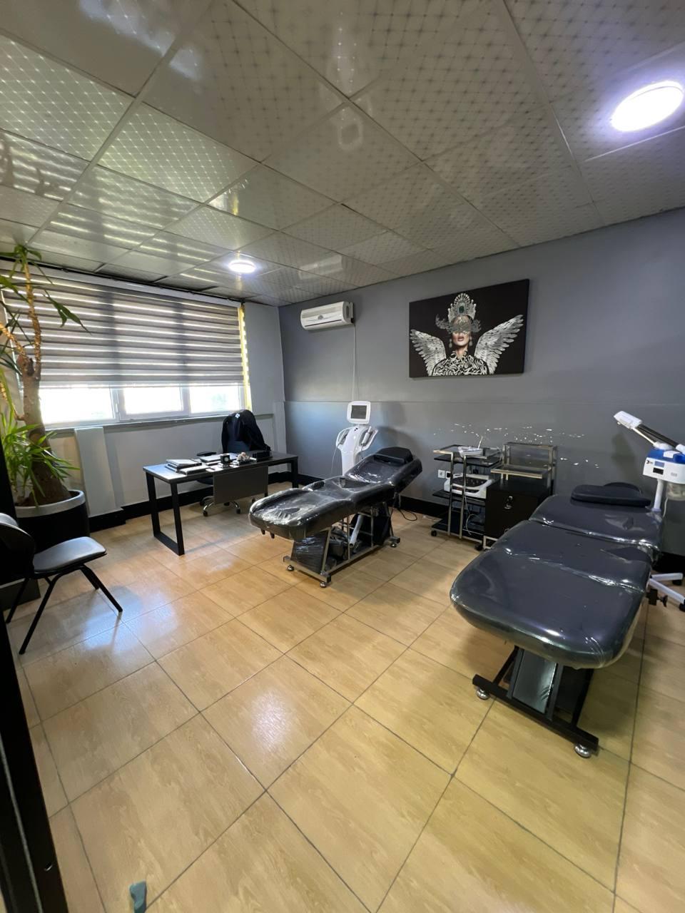 عکس کلینیک پوست مو لیزر رعنا