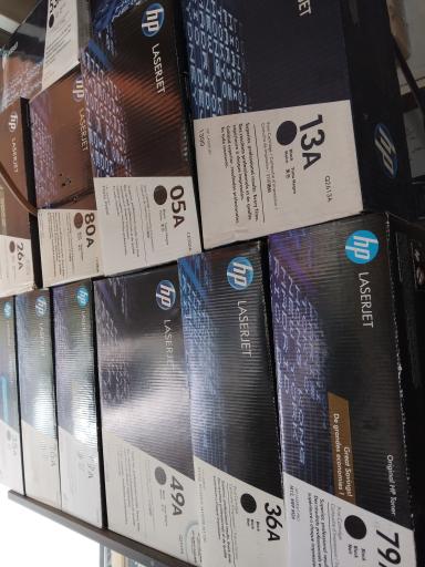 عکس لوازم التحریر و کافی‌نت