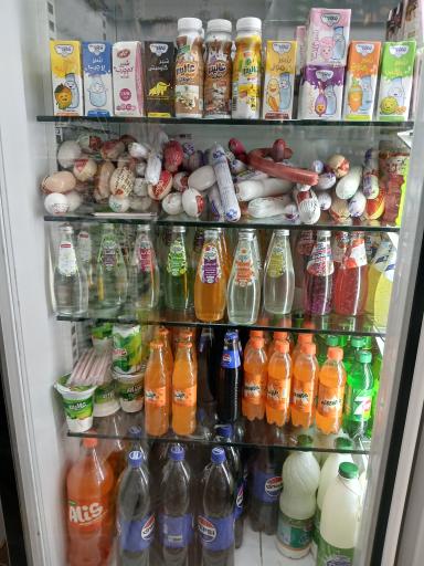 عکس سوپرمارکت امیران شبانه روزی