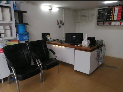 عکس فروشگاه دوربین مداربسته