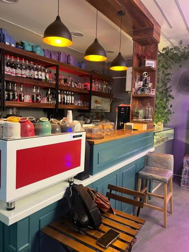 عکس کافه مون