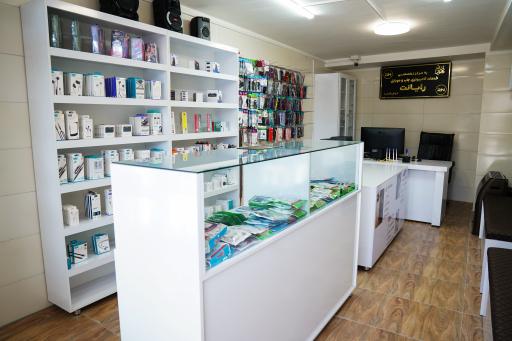 عکس کافی نت موبایل و لوازم جانبی رایانت