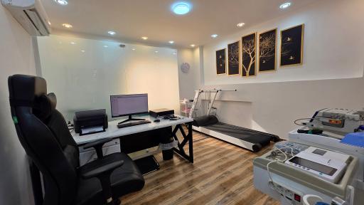 عکس مطب دکتر محمدعلی رضوانی متخصص بیماری های قلب و عروق