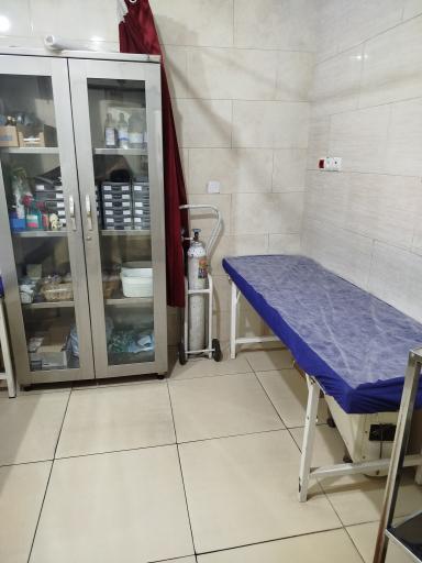 عکس درمانگاه اطباء 