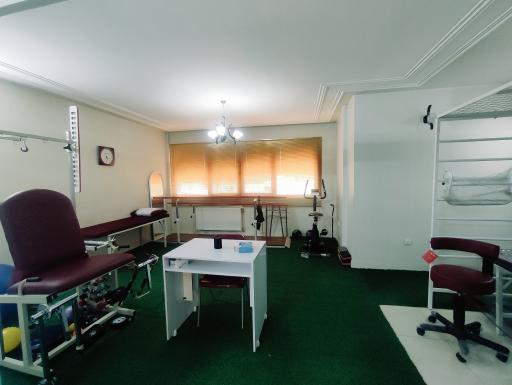 عکس فیزیوتراپی تخصصی سورین