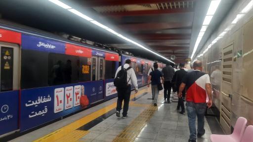 عکس ایستگاه مترو شهید ستاری