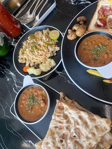 عکس کافه صبحانه آتما