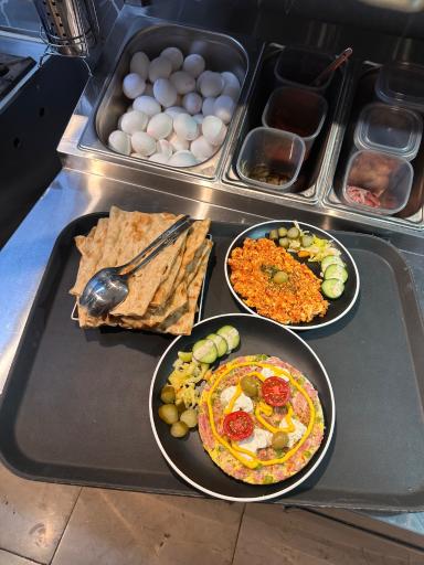 عکس کافه صبحانه آتما