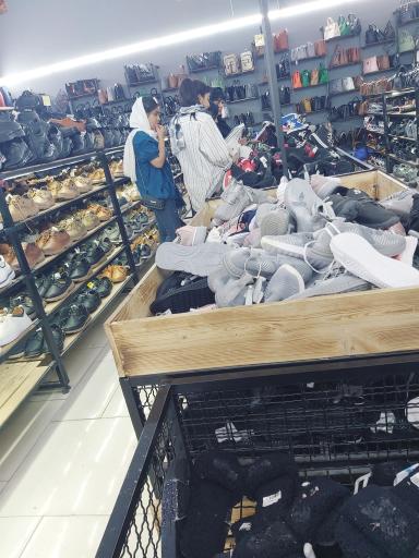 عکس کفش تیک