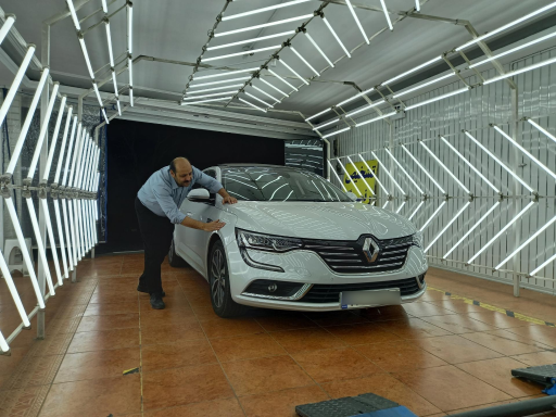 عکس کارشناسی رنگ فارسیان