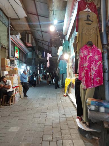 عکس اوست ارتولو بازار (بازار سر پوشیده)