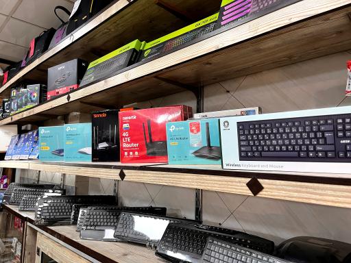 عکس خدمات کامپیوتری اکتیو