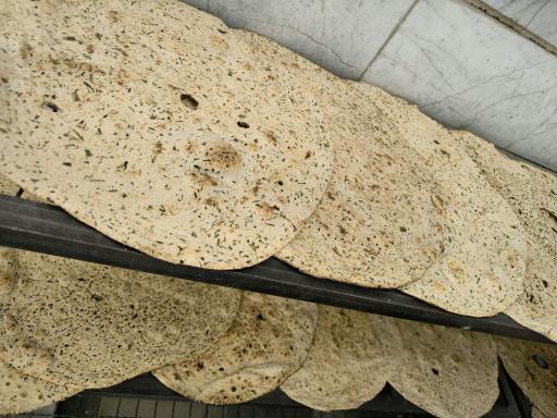 عکس نانوایی سنتی برکت