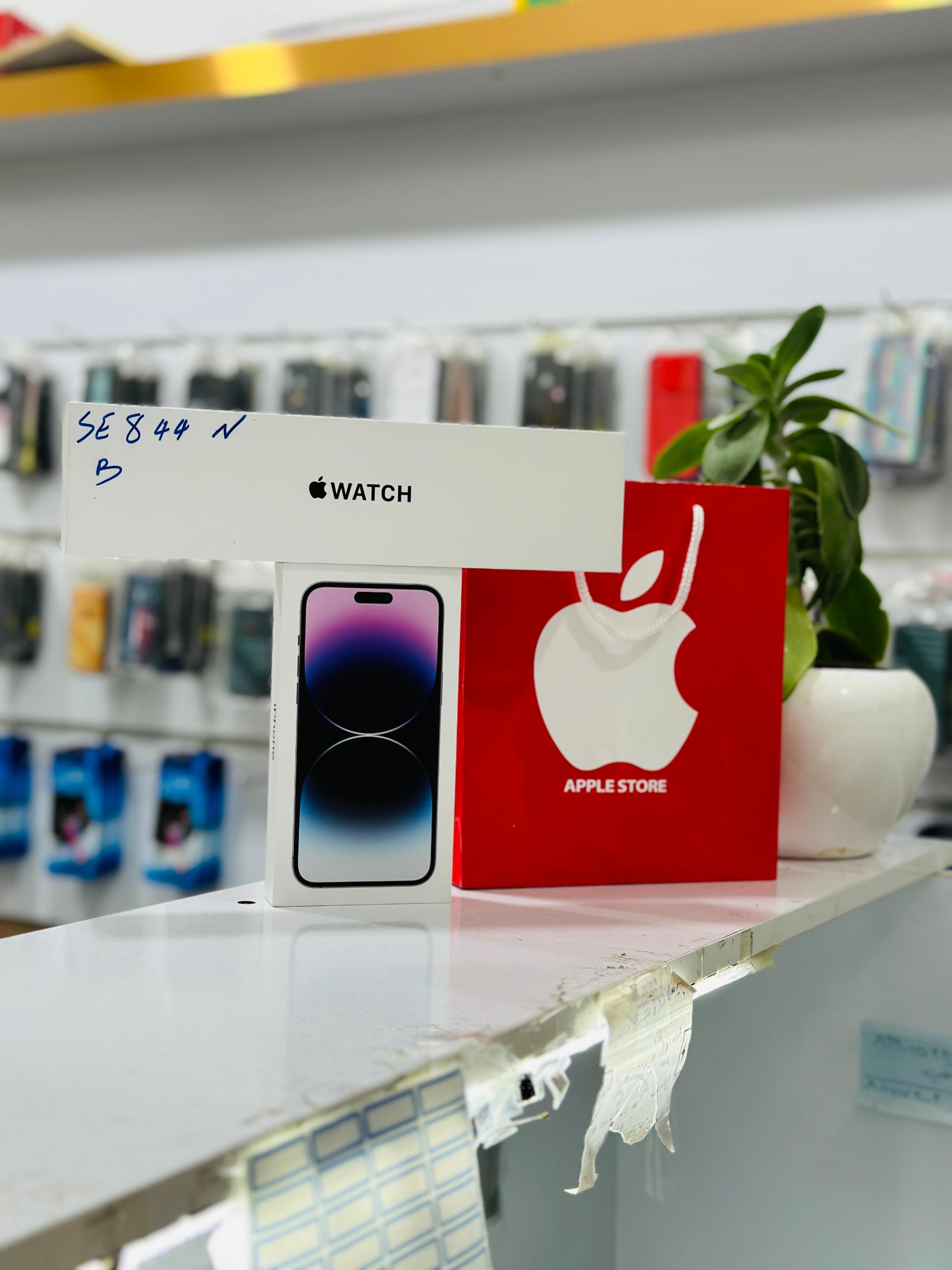 عکس موبایل پلاس