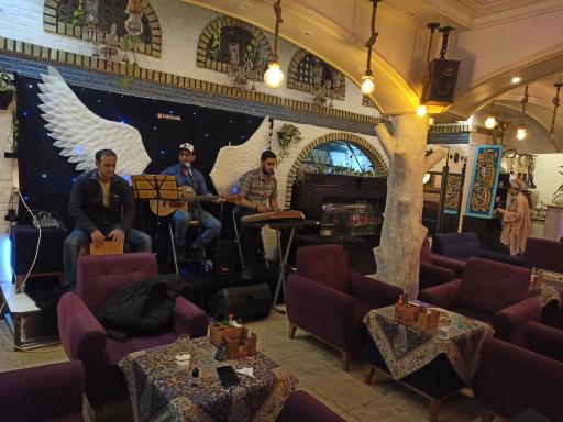 عکس کافه رستوران  گعده