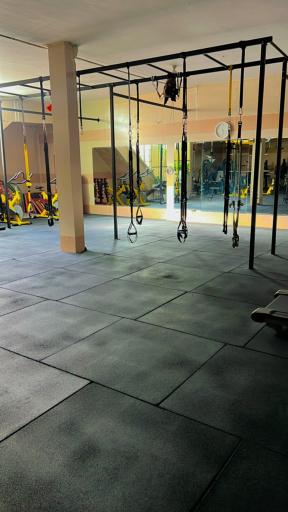 عکس باشگاه بدنسازی بانوان سالمی 