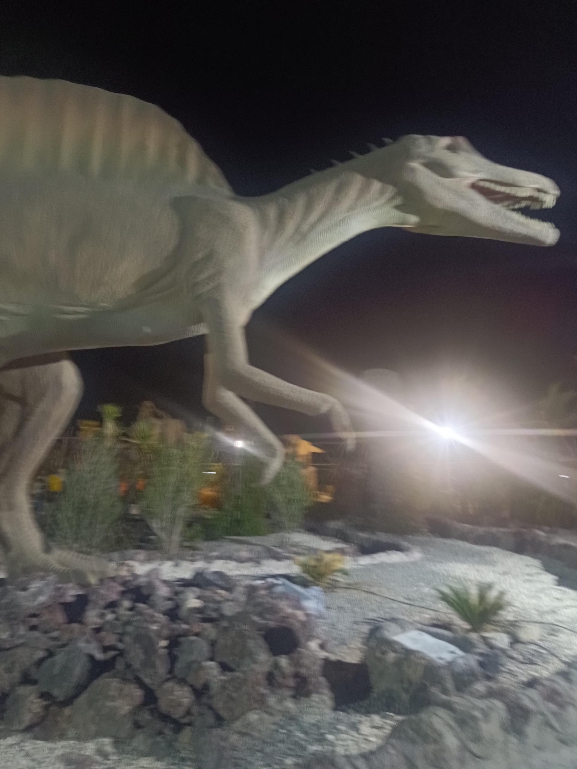 عکس پارک ژوراسیک گهرپارک