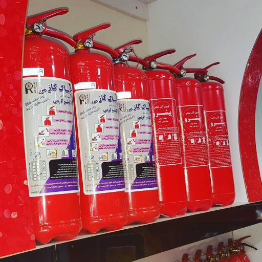عکس شارژ و فروش کپسول آتش نشانی
