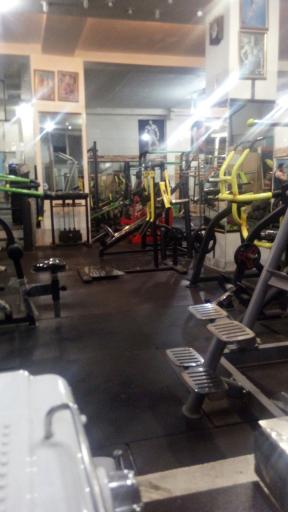 عکس باشگاه بدنسازی کیان