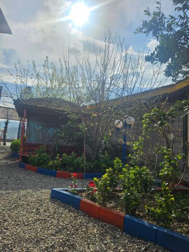 عکس رستوران و کافه قلیان عموشجاع