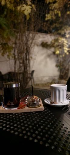 عکس کافه‌ کتاب آفتاب