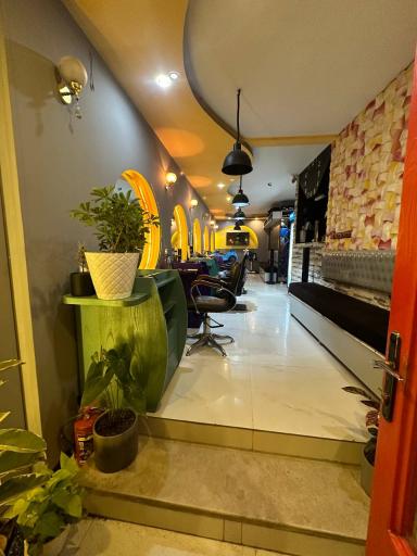 عکس پیرایش تک مو بی فرم