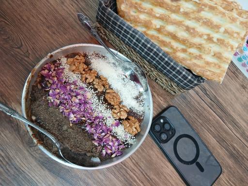 عکس کافه صبحانه چی