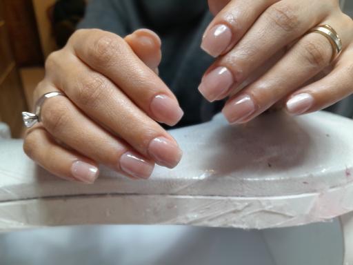 عکس سالن زیبایی لیارا