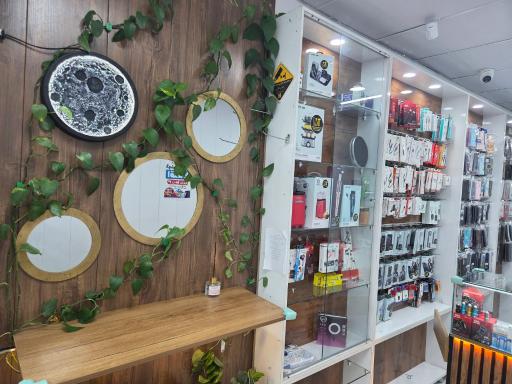 عکس موبایل پلاس بندری