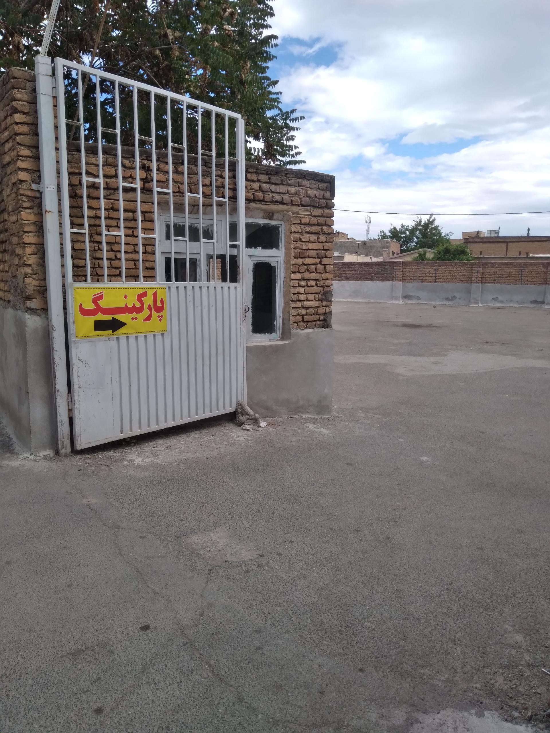 عکس پارکینگ عمومی مسجد امام شافعی