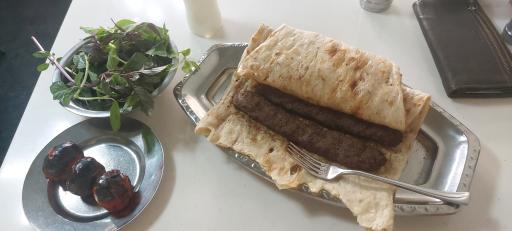 عکس کبابی کاوه